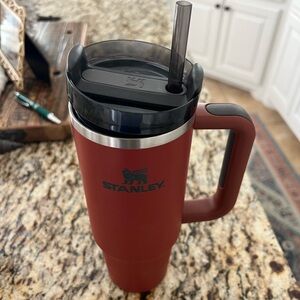 30 oz Stanley with handle